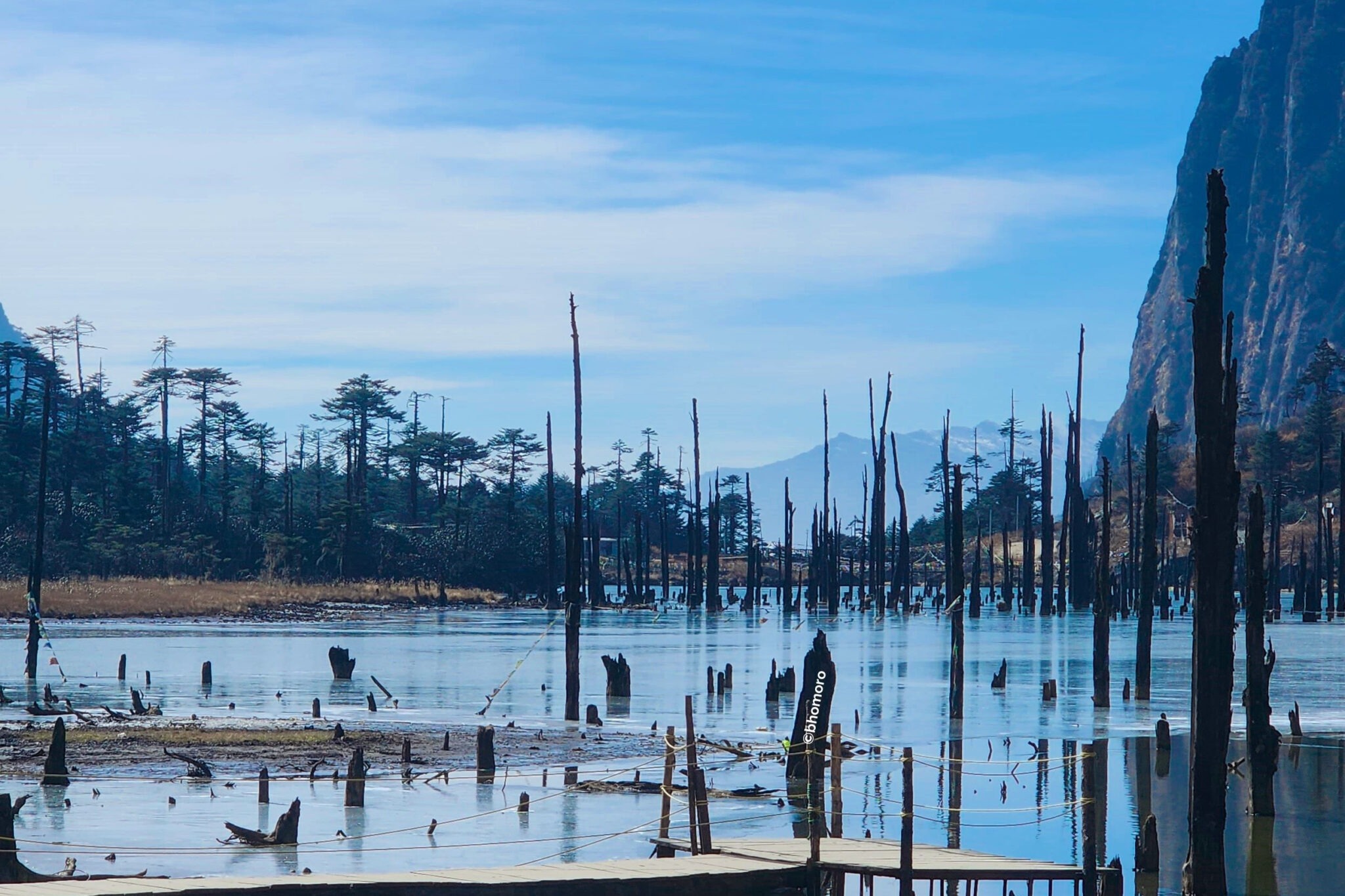 Witness Shonga-Tser Lake