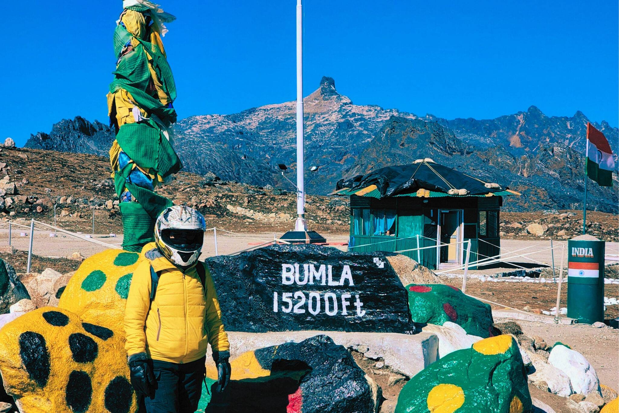 Feel Bumla Pass